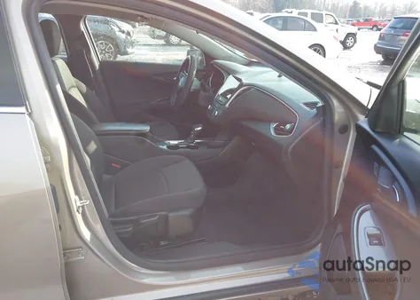 2022 Chevrolet Malibu Fwd Lt из США, поврежденный, VIN 1G1ZD5ST4NF159150